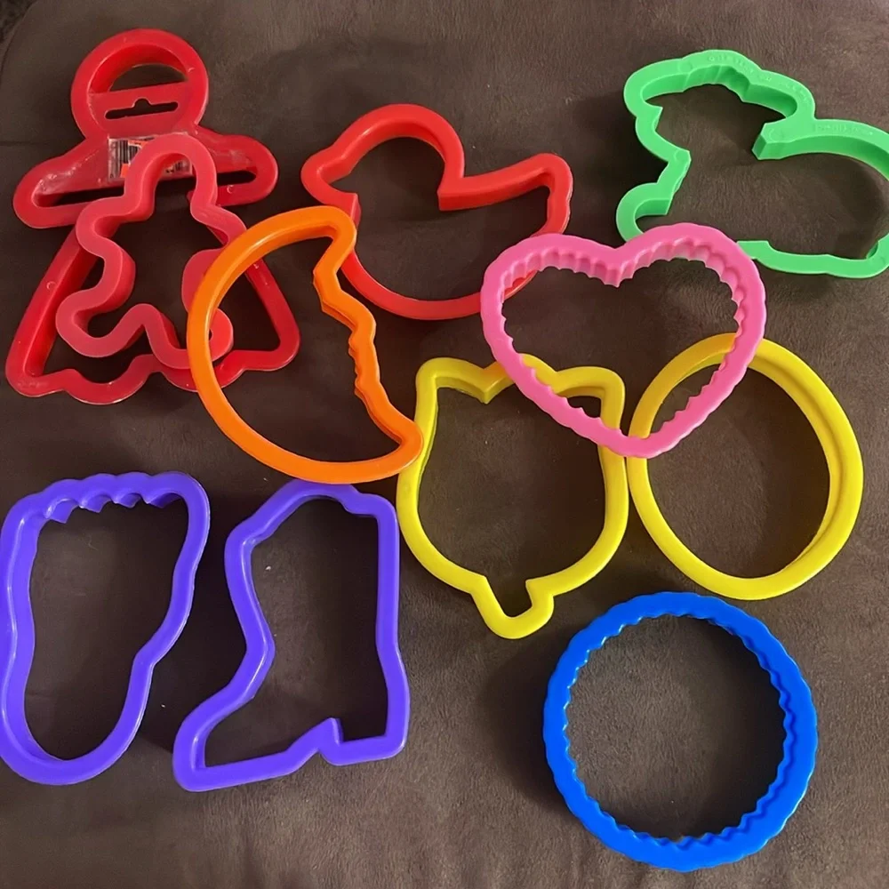 Colorful Plastic Cookie Cutter Lot 42 Different Sizes Shapes Animals Characters